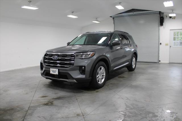 new 2025 Ford Explorer car, priced at $42,914