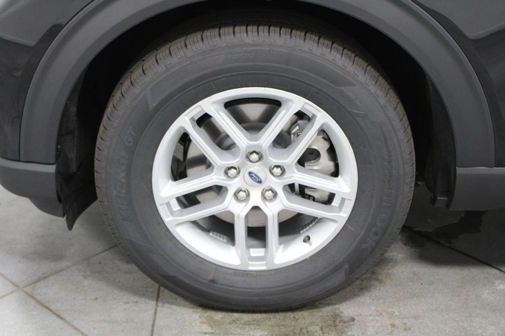 new 2025 Ford Explorer car, priced at $38,773