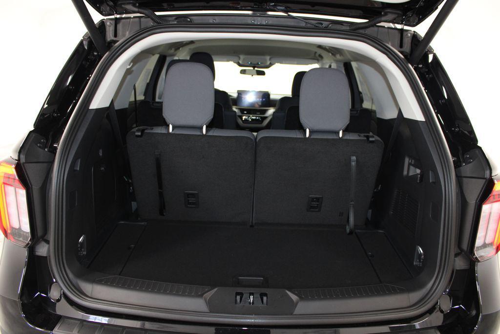 new 2025 Ford Explorer car, priced at $38,773