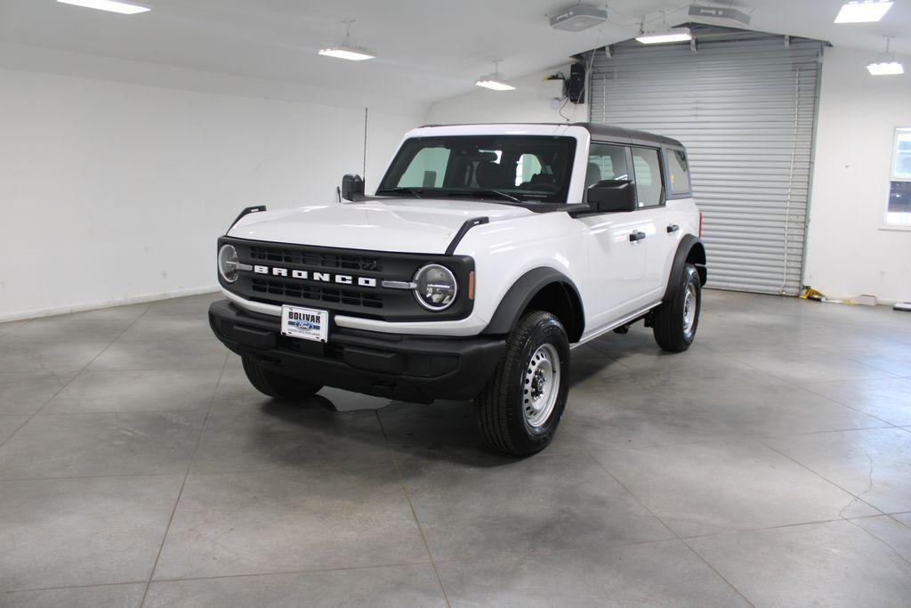 new 2025 Ford Bronco car, priced at $40,675