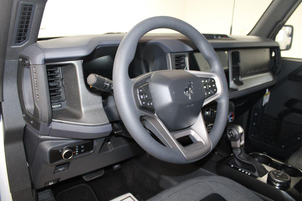 new 2025 Ford Bronco car, priced at $40,675