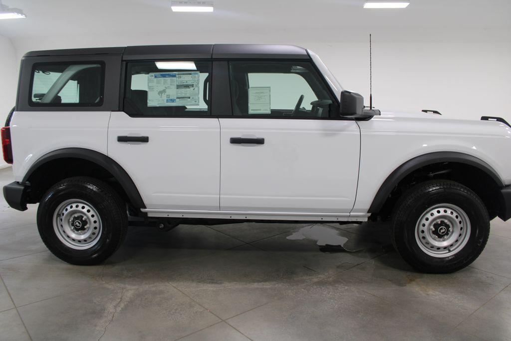 new 2025 Ford Bronco car, priced at $40,675