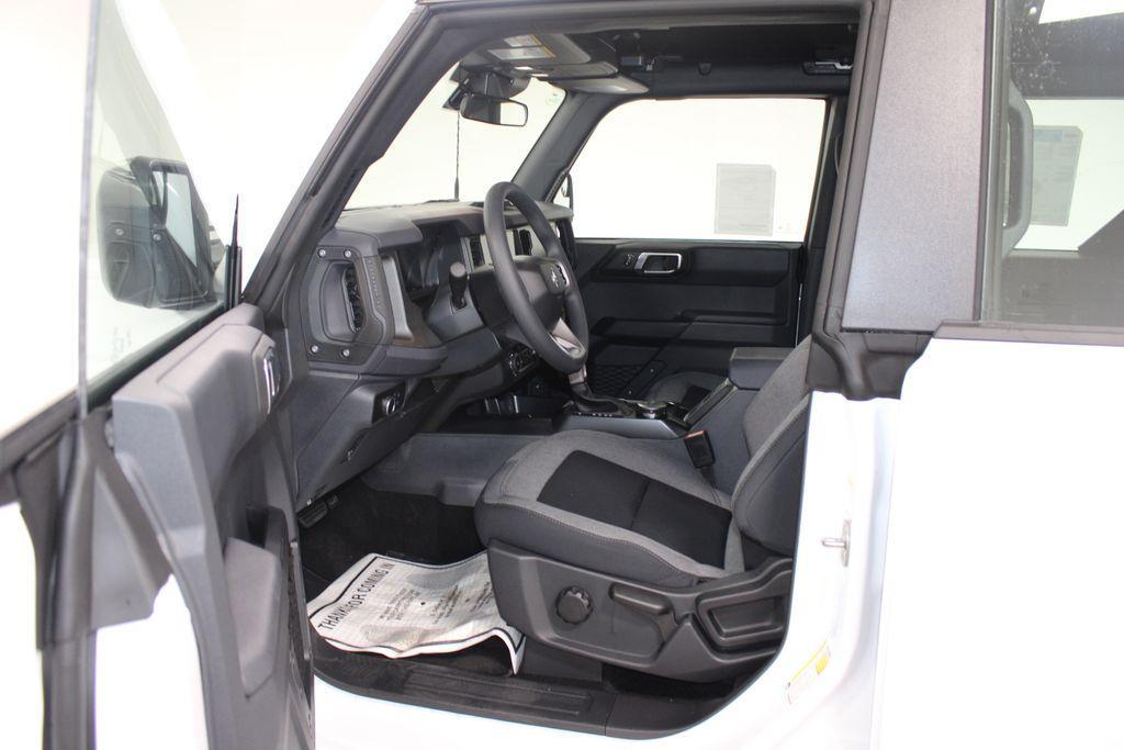 new 2025 Ford Bronco car, priced at $40,675
