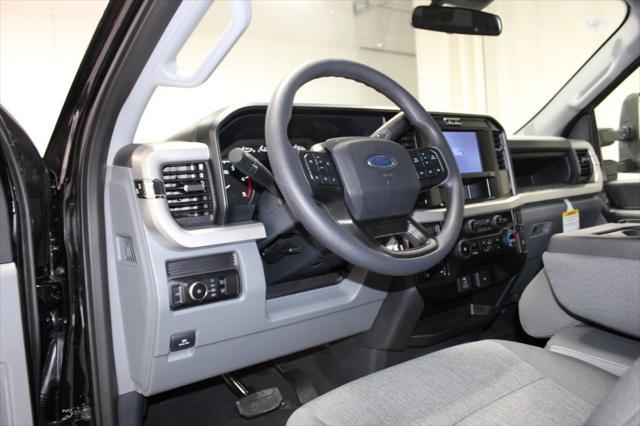 new 2025 Ford F-250 car, priced at $67,588