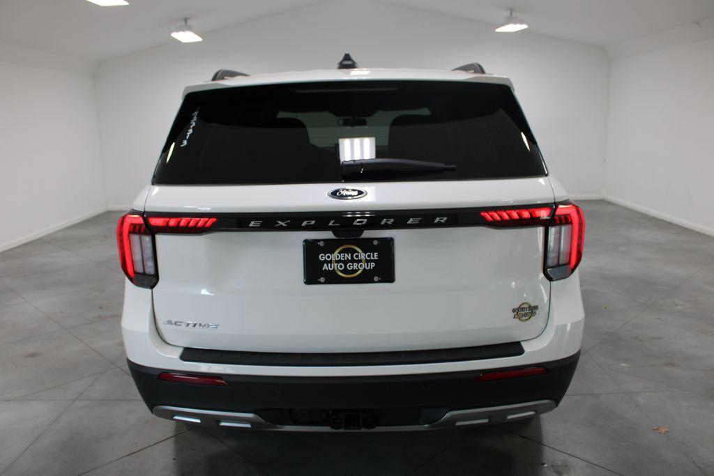 new 2025 Ford Explorer car, priced at $42,297
