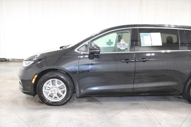 used 2023 Chrysler Pacifica car, priced at $27,143