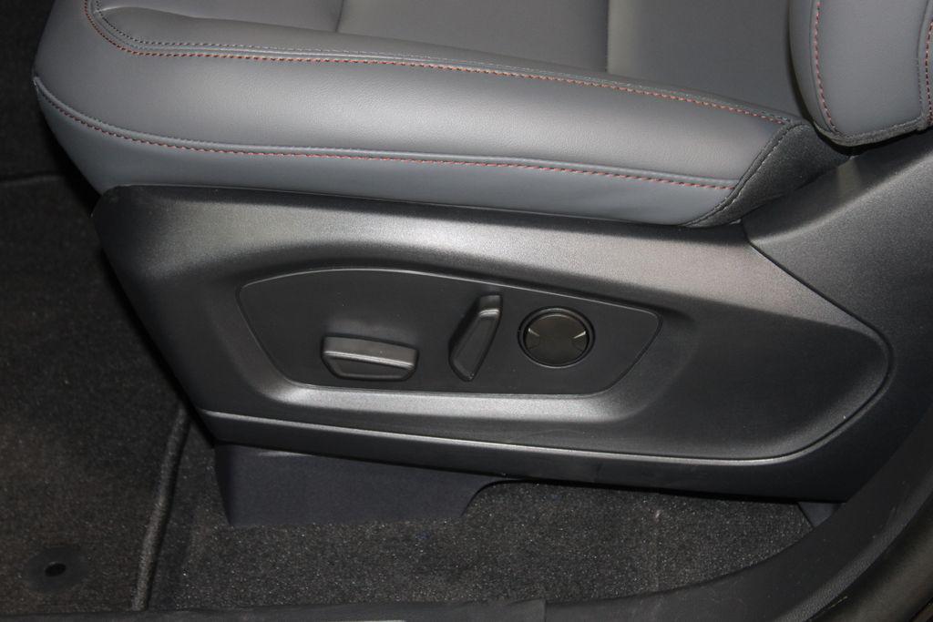 new 2025 Ford Explorer car, priced at $41,174