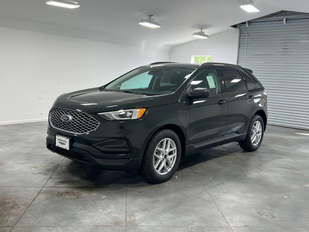 new 2024 Ford Edge car, priced at $29,995