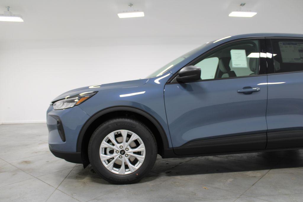 new 2025 Ford Escape car, priced at $24,907