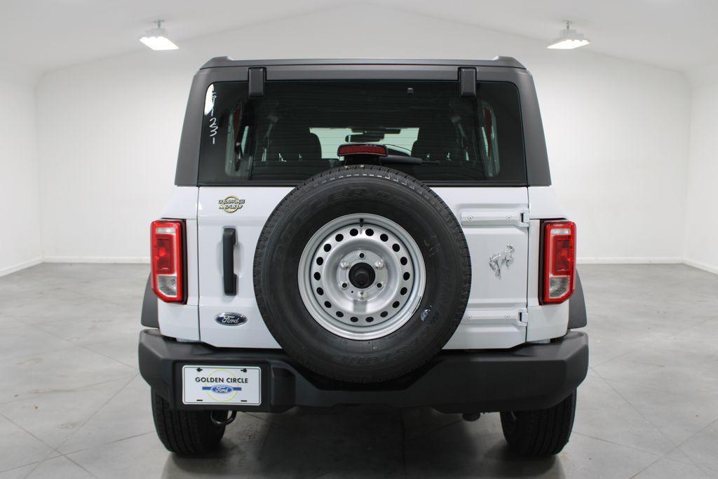 new 2025 Ford Bronco car, priced at $40,314