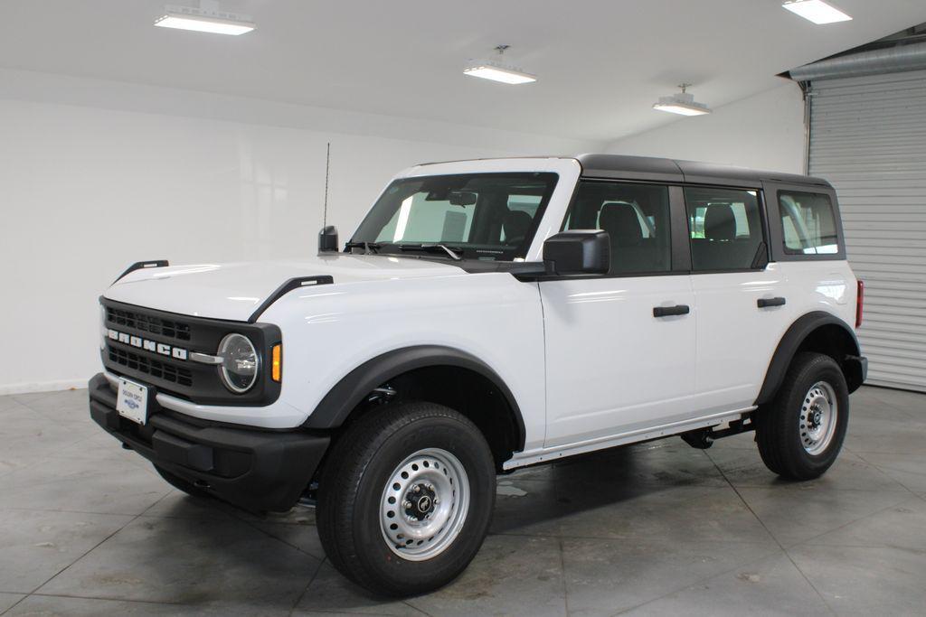 new 2025 Ford Bronco car, priced at $40,314