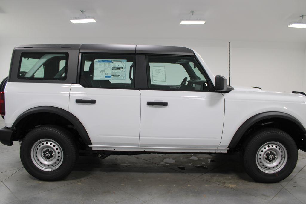 new 2025 Ford Bronco car, priced at $40,314