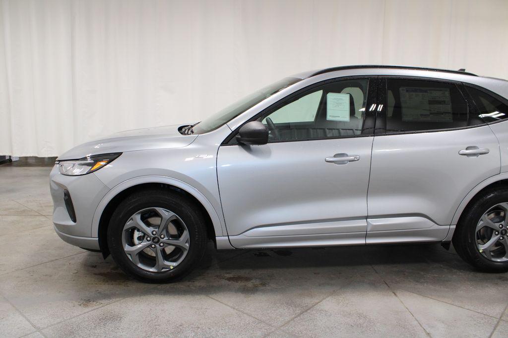 new 2024 Ford Escape car, priced at $25,498