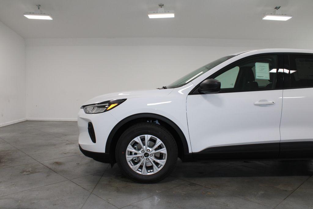 new 2025 Ford Escape car, priced at $23,982
