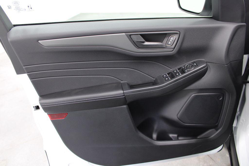 new 2025 Ford Escape car, priced at $23,982