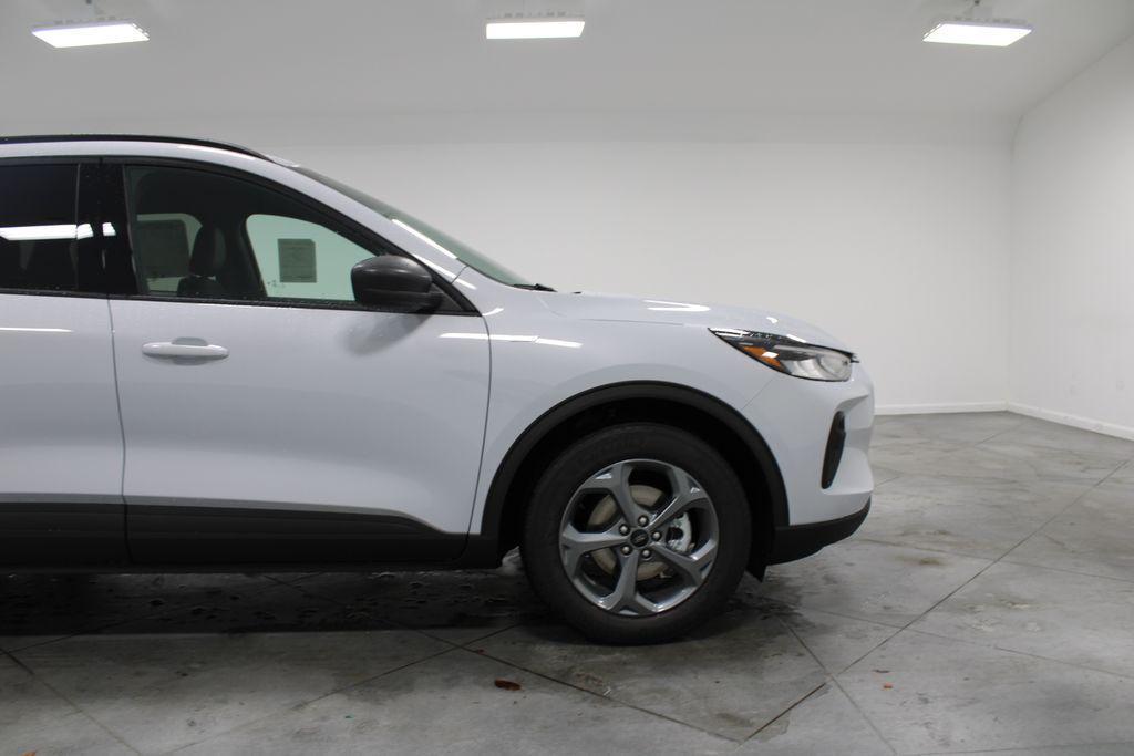 new 2025 Ford Escape car, priced at $25,997