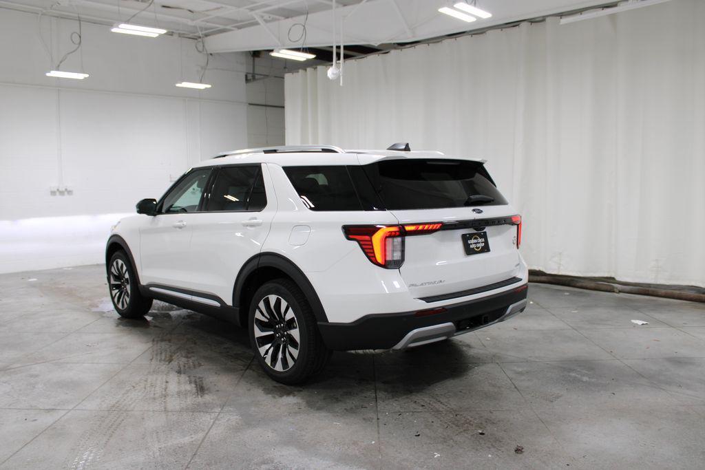 new 2025 Ford Explorer car, priced at $55,288