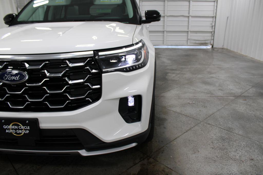 new 2025 Ford Explorer car, priced at $55,288