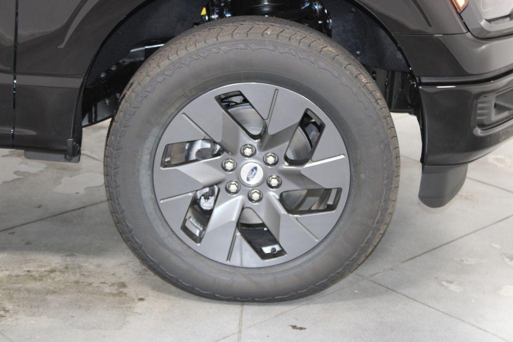new 2025 Ford F-150 car, priced at $46,196