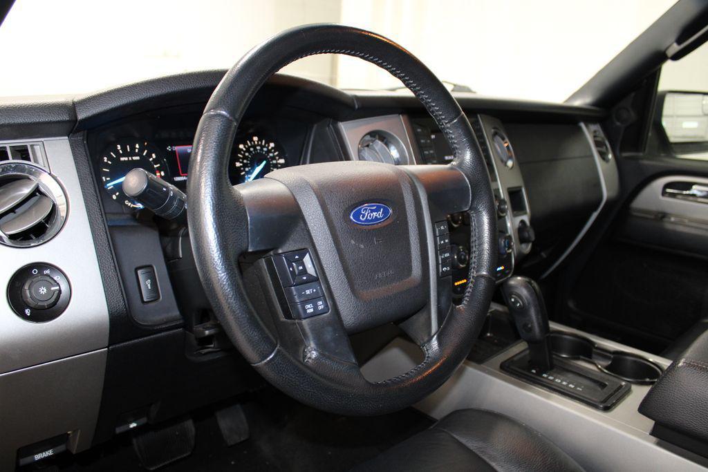 used 2017 Ford Expedition car, priced at $14,638