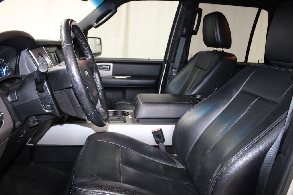 used 2017 Ford Expedition car, priced at $14,638