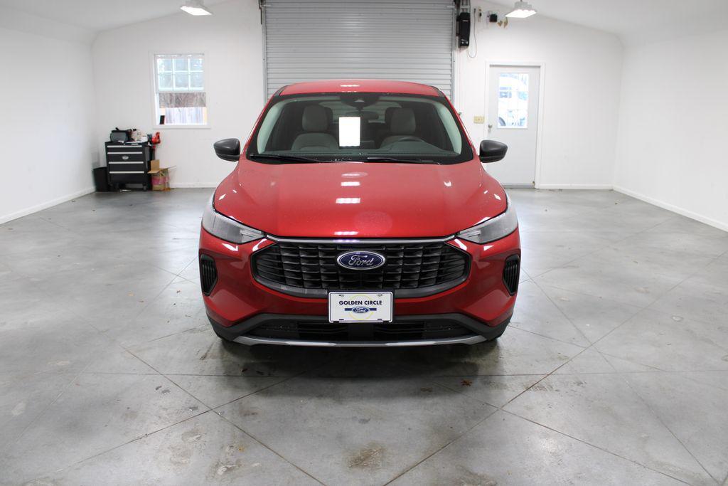 new 2025 Ford Escape car, priced at $25,999