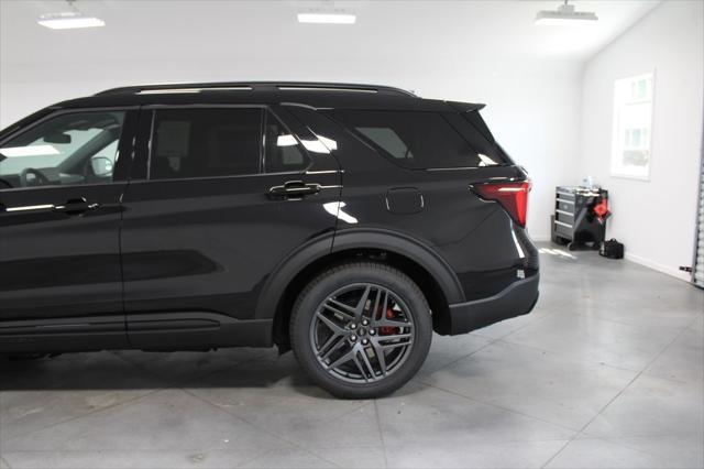 new 2025 Ford Explorer car, priced at $47,350