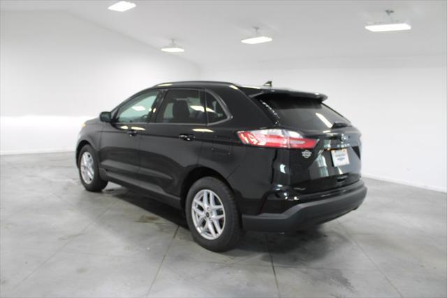 new 2024 Ford Edge car, priced at $33,881