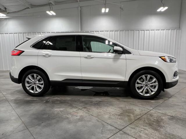 new 2024 Ford Edge car, priced at $43,678