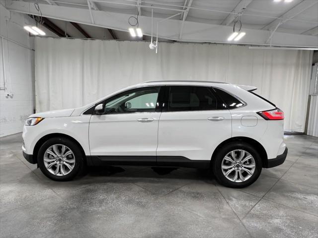 new 2024 Ford Edge car, priced at $43,678