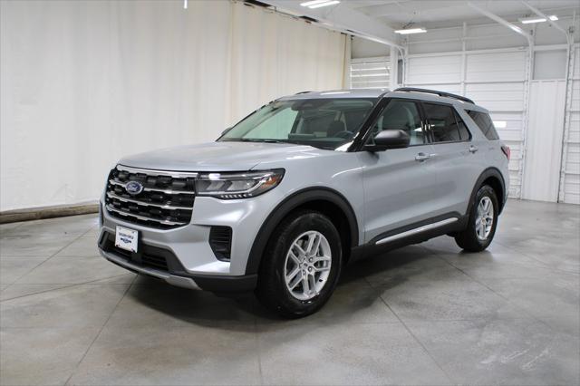 new 2025 Ford Explorer car, priced at $39,523