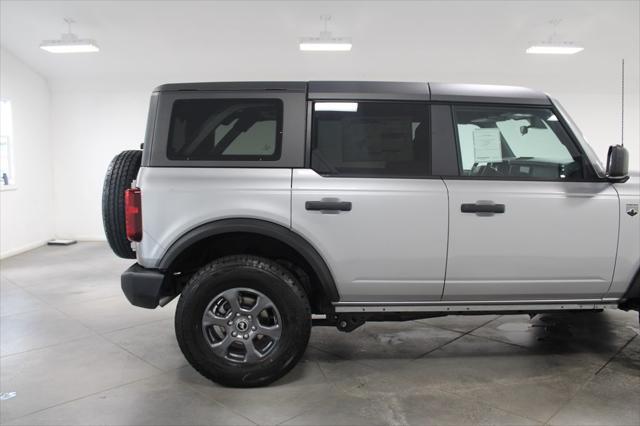 new 2024 Ford Bronco car, priced at $44,252