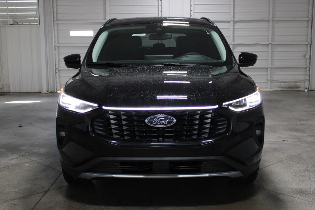 new 2025 Ford Escape PHEV car, priced at $35,488