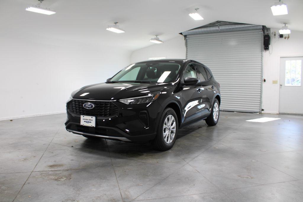 new 2025 Ford Escape car, priced at $23,999