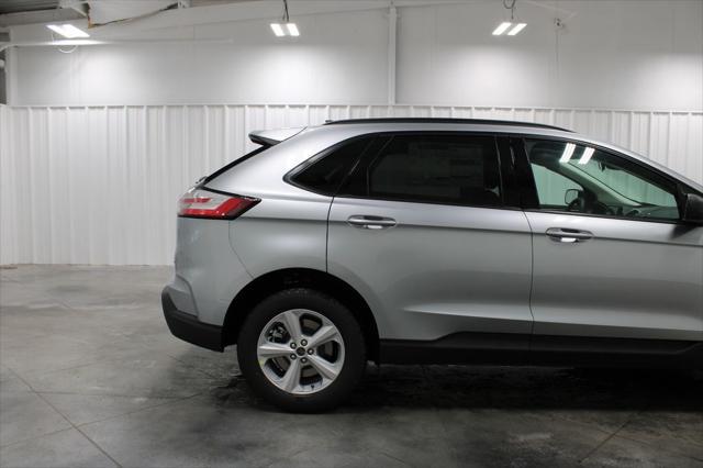 new 2024 Ford Edge car, priced at $32,812