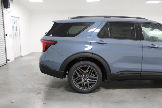 new 2025 Ford Explorer car, priced at $59,162