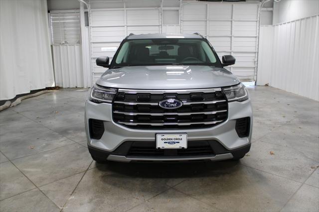 new 2025 Ford Explorer car, priced at $39,621