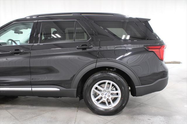 new 2025 Ford Explorer car, priced at $42,369