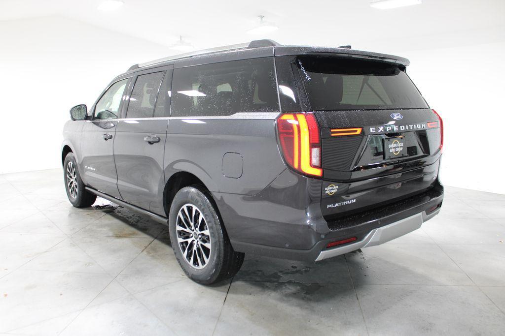 new 2025 Ford Expedition Max car, priced at $77,702