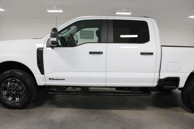 new 2025 Ford F-250 car, priced at $67,824