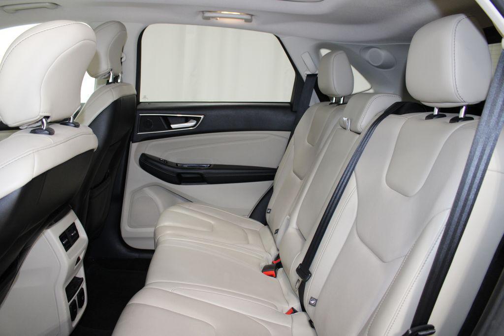 used 2015 Ford Edge car, priced at $9,588