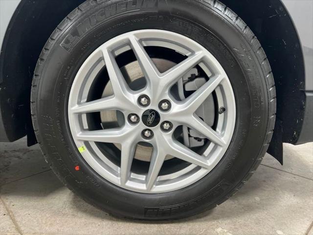new 2024 Ford Edge car, priced at $35,922