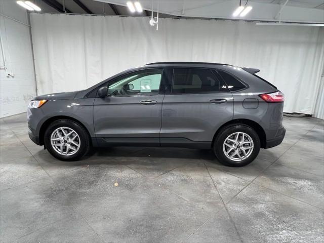 new 2024 Ford Edge car, priced at $35,922