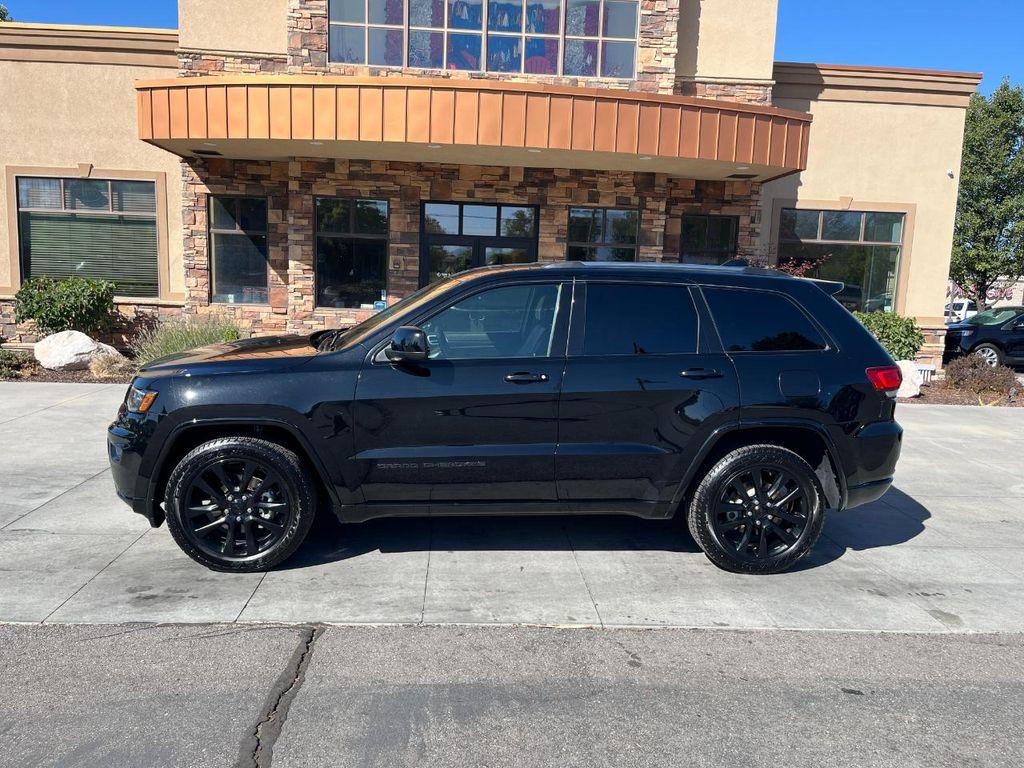 used 2020 Jeep Grand Cherokee car, priced at $19,995
