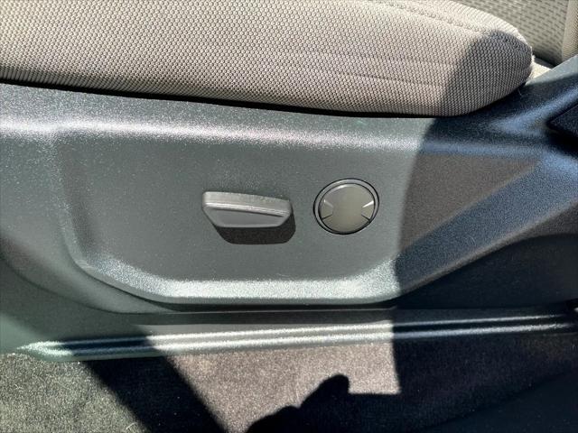 used 2020 Ford F-150 car, priced at $26,995