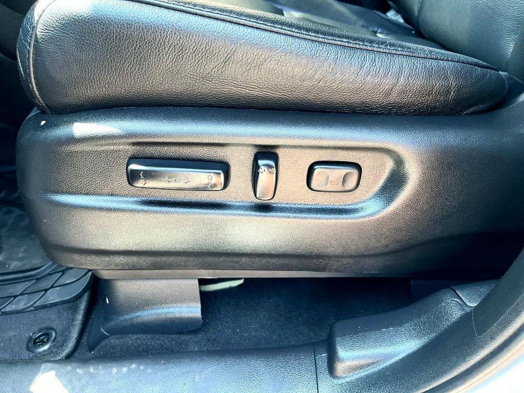 used 2022 Honda Pilot car, priced at $24,995