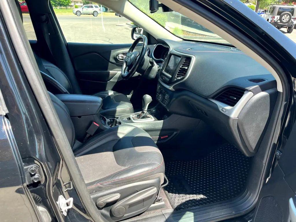 used 2018 Jeep Cherokee car, priced at $13,995