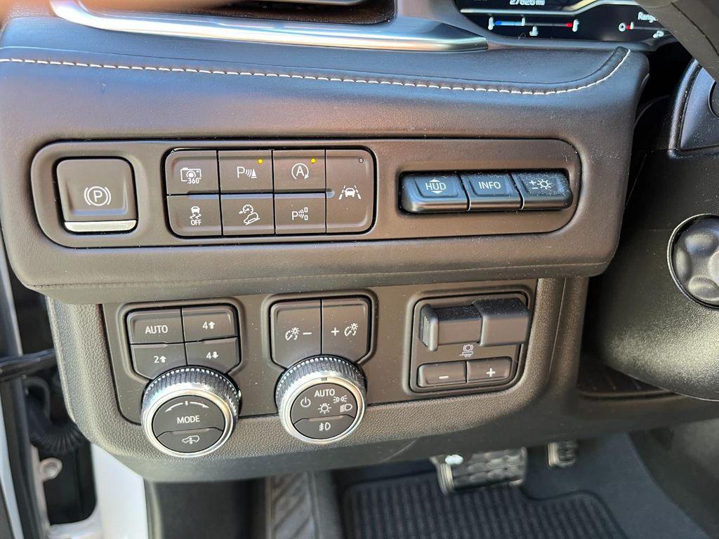 used 2024 GMC Yukon car, priced at $82,995