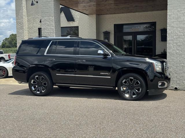 used 2019 GMC Yukon car, priced at $32,990