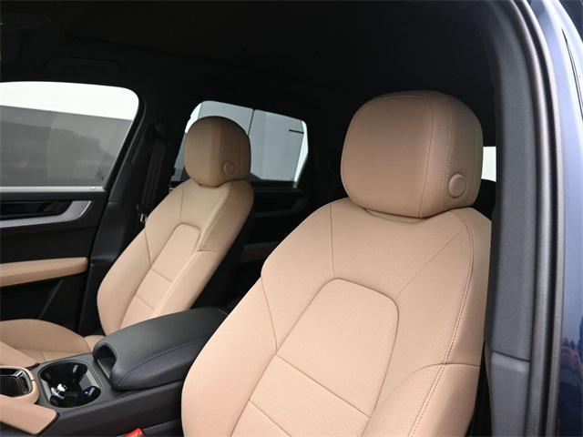 new 2025 Porsche Cayenne car, priced at $105,955